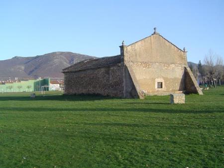 Imagen Exterior de la ermita  ( noroeste) / Maesoft.